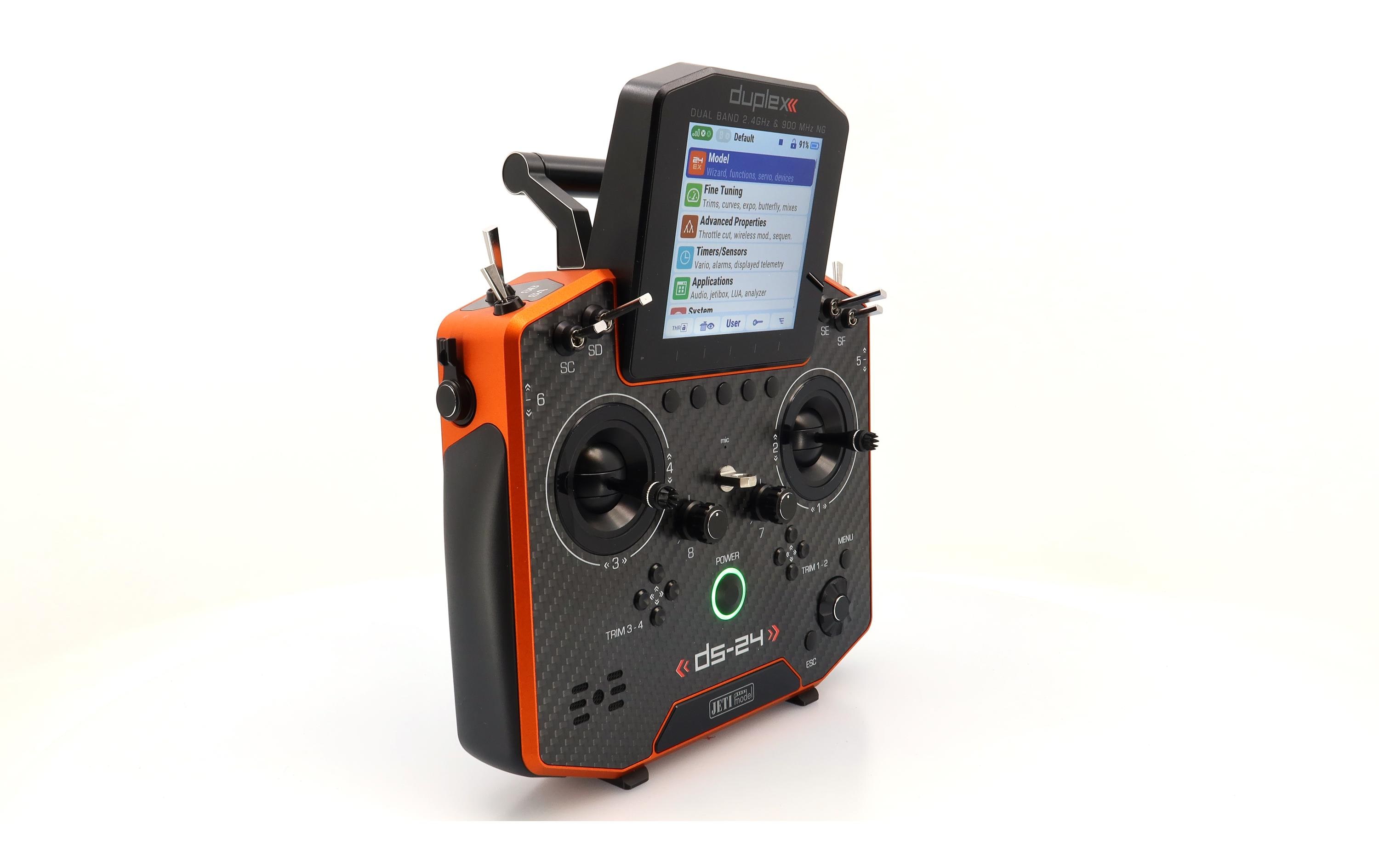 Fernsteuerung DS-24II Carbon Line Orange 24 Kanal, Duplex EX<br>Professioneller 24-Kanal-Sender mit Geber auf Rückseite und Carbon-Frontplatte