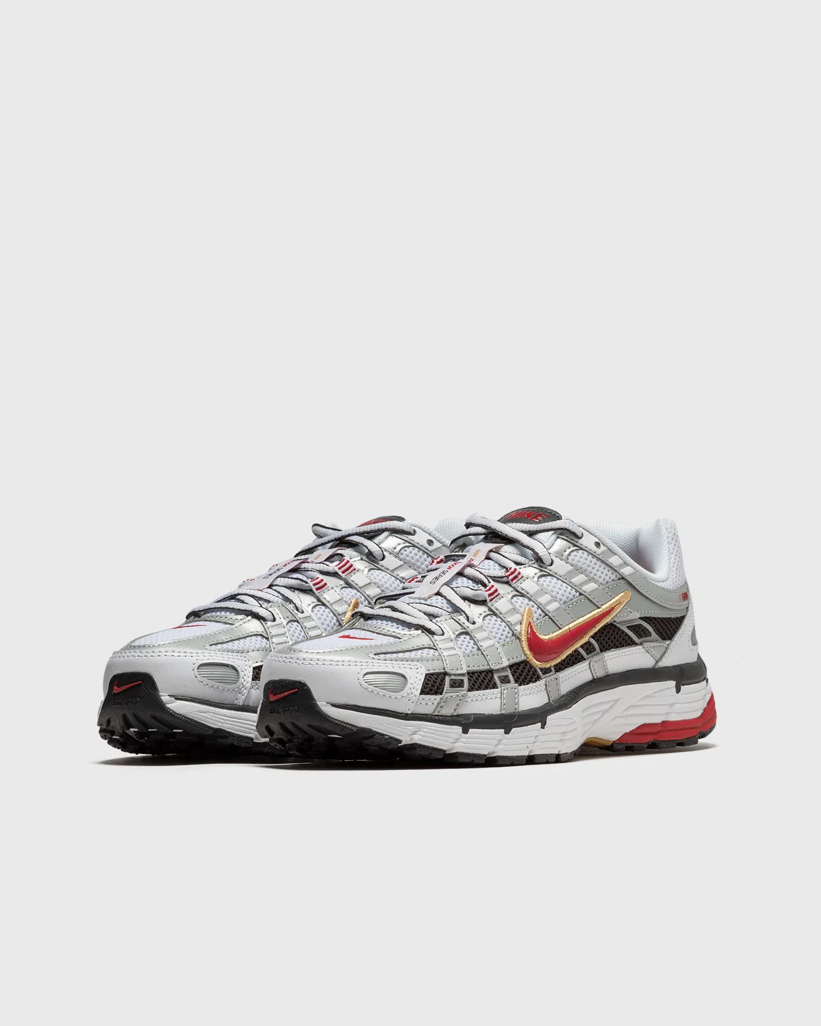 Nike WMNS P-6000