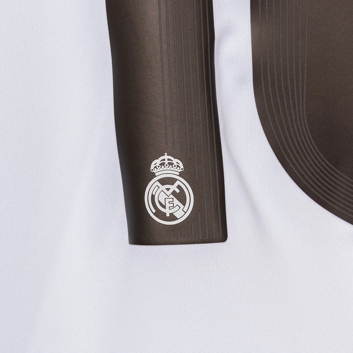 Camisola adidas Mbappé Real Madrid Primeiro Equipamento 2025-2026 Criança