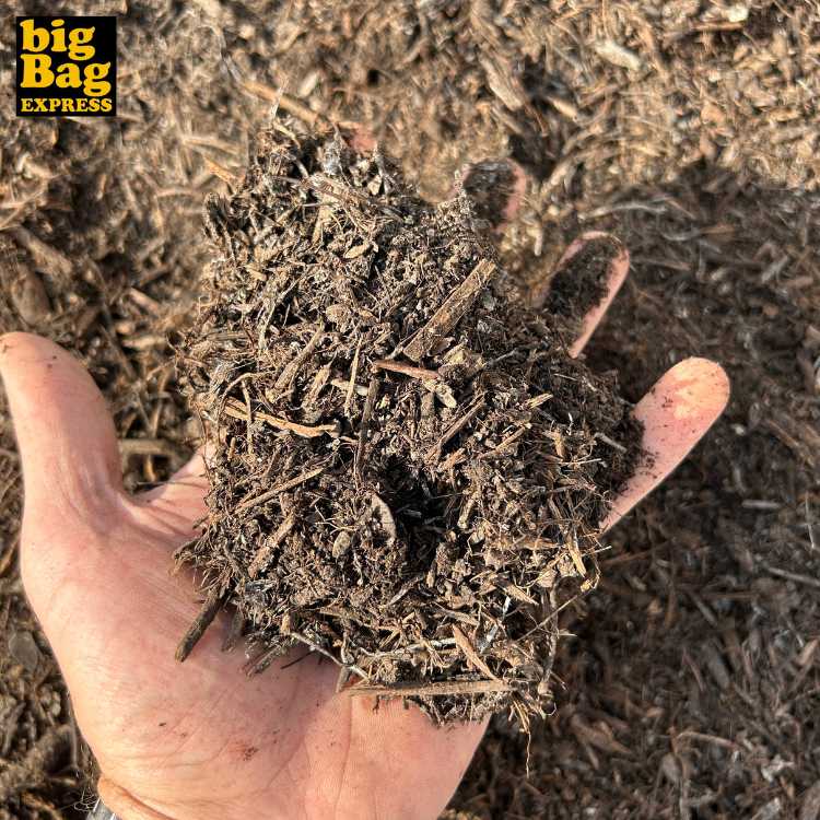Big Bag de 1m³ (+/- 1,2T) Terre Criblée Amendée Compostée à 50% - Livraison PREMIUM