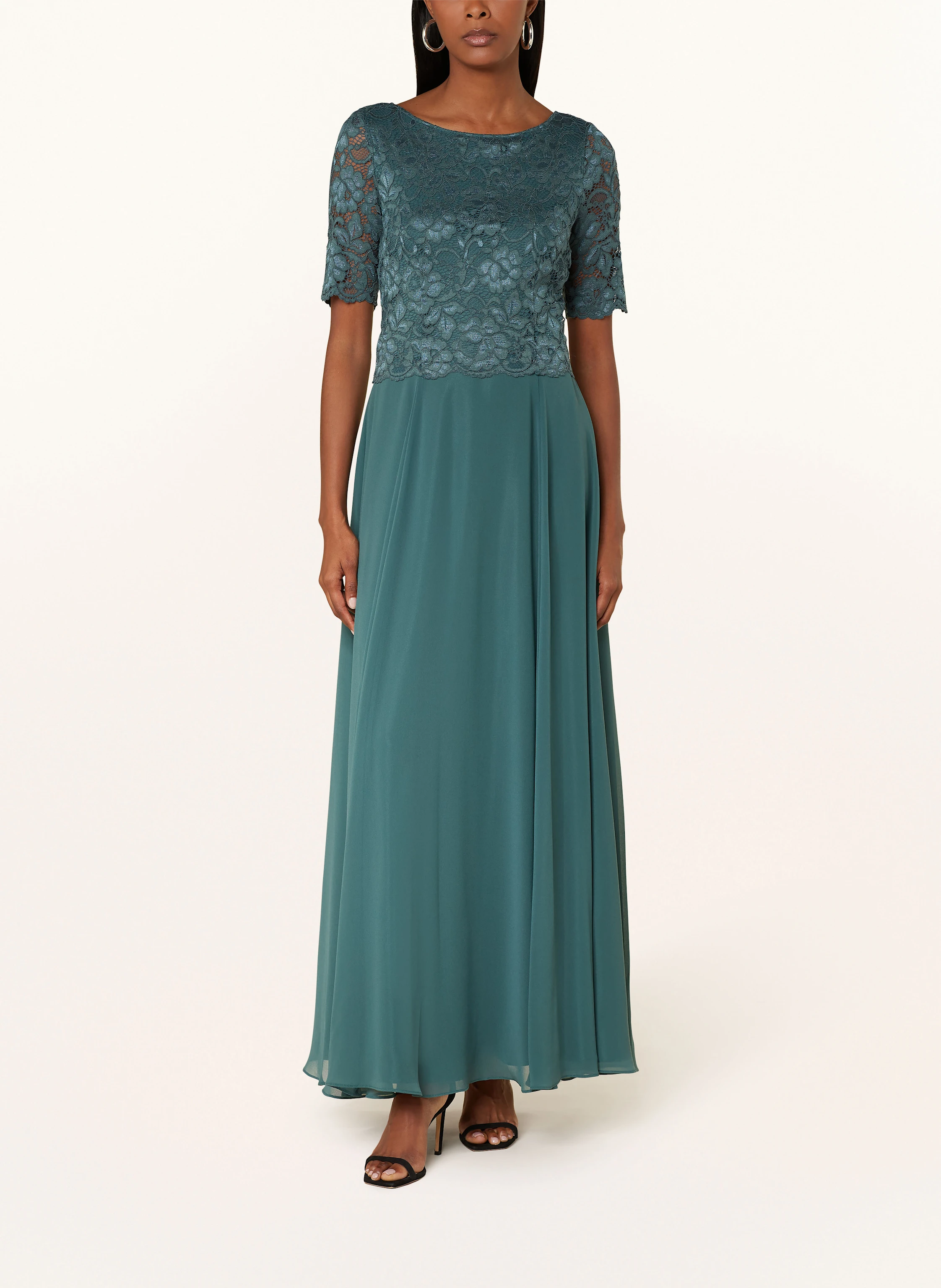 Vera Mont Abendkleid mit Spitze