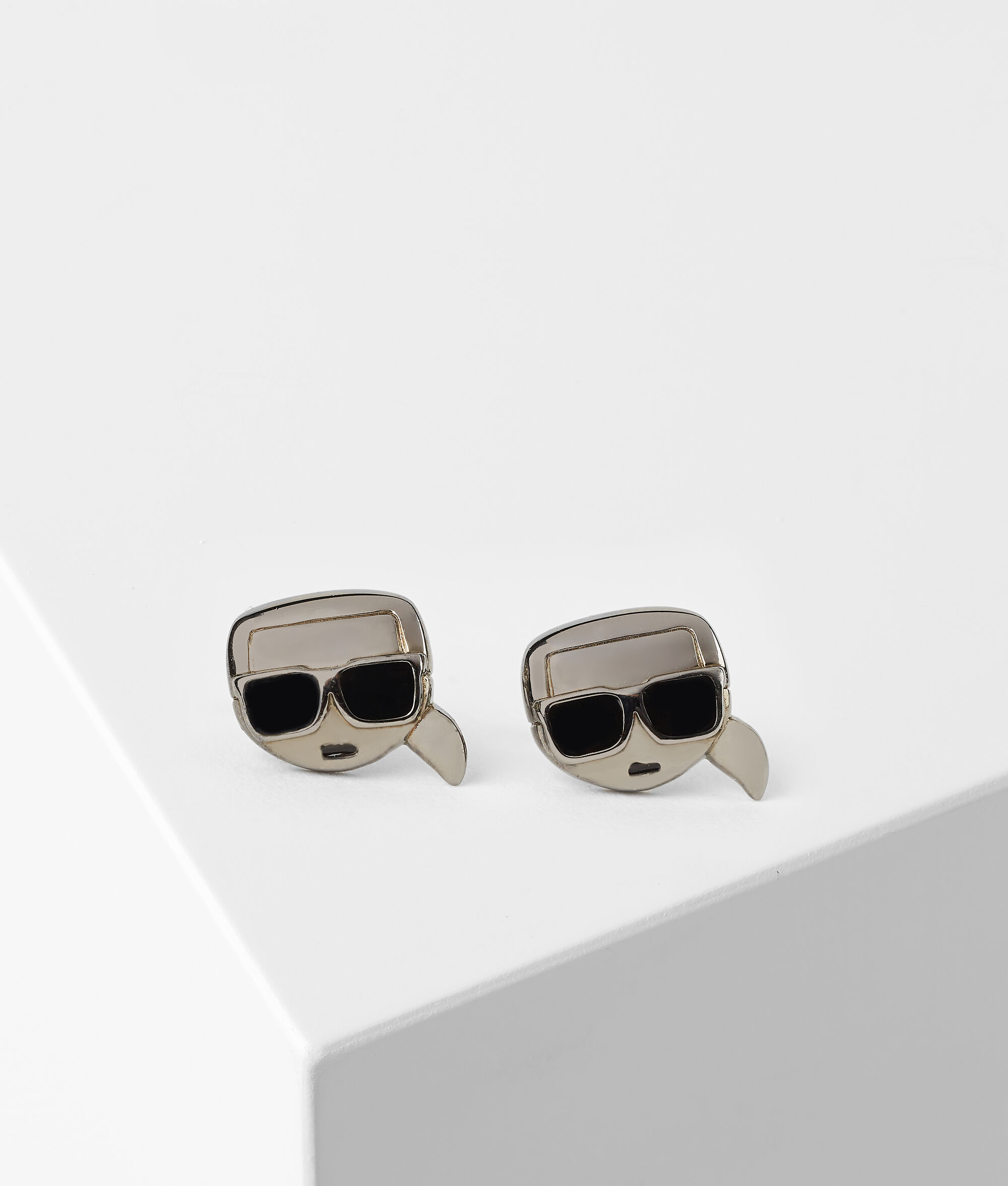 PUCES D'OREILLES K/IKONIK KARL