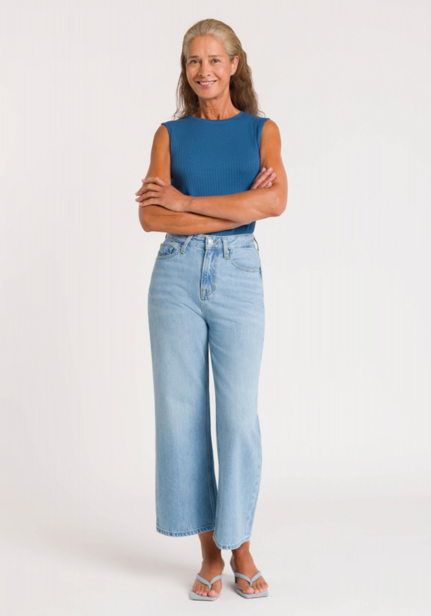 Kings Of Indigo Jeans Elisabeth Cropped Blue Reef Super Light Used