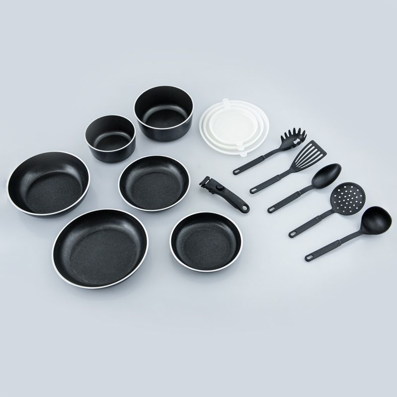 Set de 20 pièces dont induction