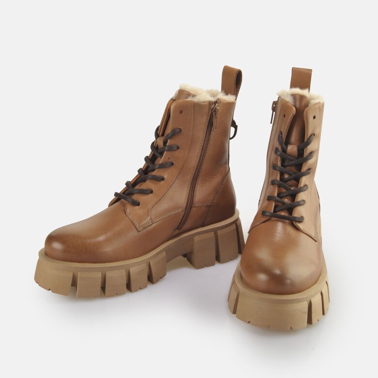 Escape Lace Up Mid Warm