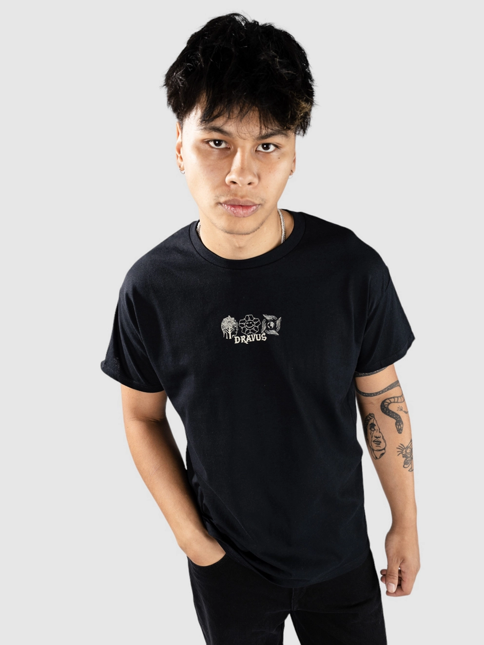 Dravus Natures Embrace Bt T-Shirt black