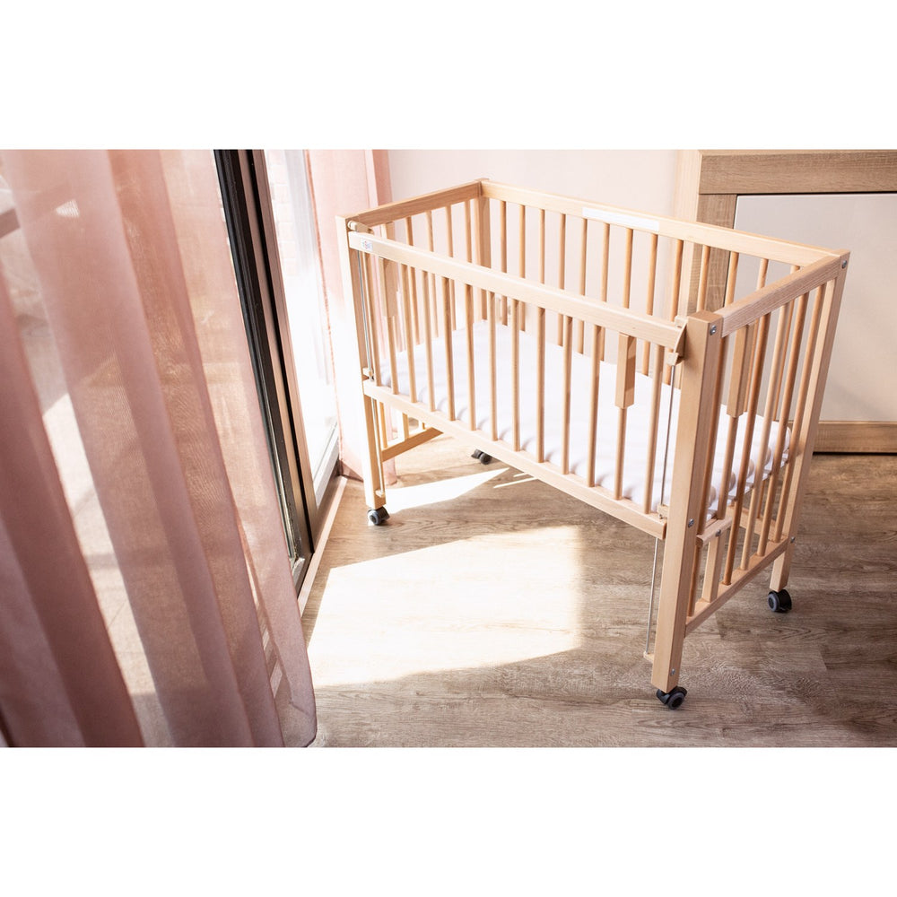 Køb tiSsi® Nature Sophie Bedside Crib Massiv Bøg