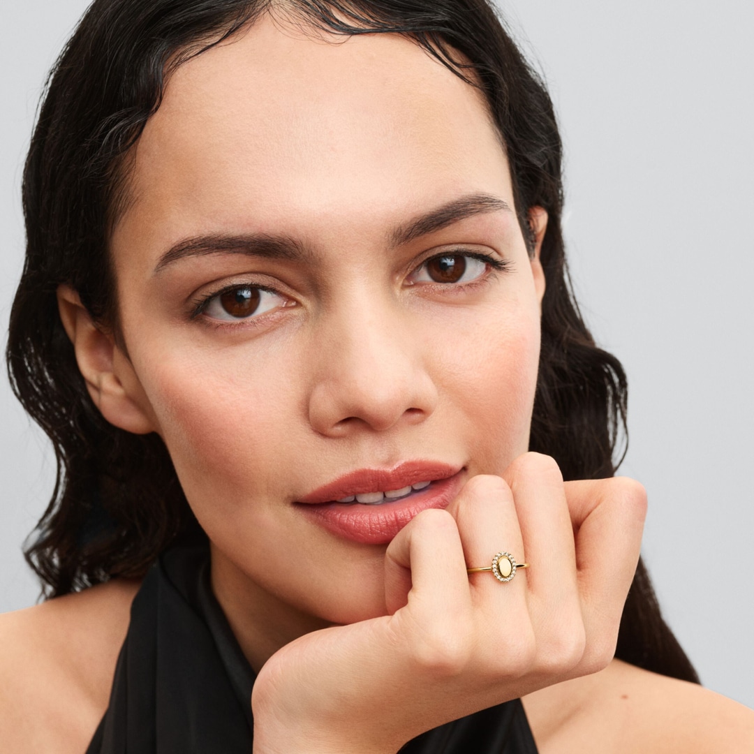 Pandora Gold Timeless Ovaler Strahlenkranz Ring