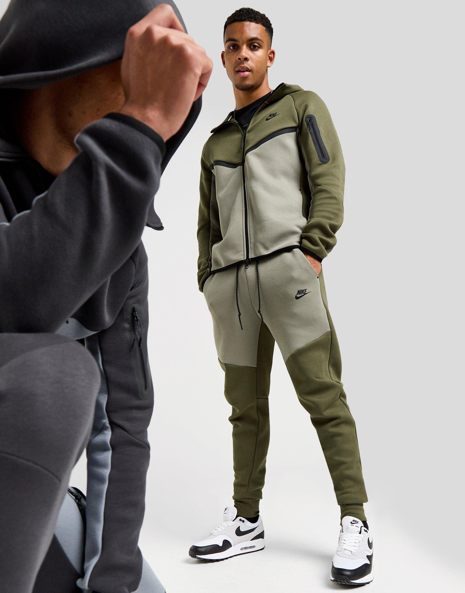 Nike Tech Fleece Full Zip Hoodie