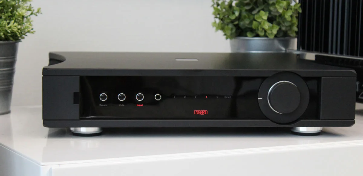 Rega Aethos Noir Amplis hi-fi stéréo