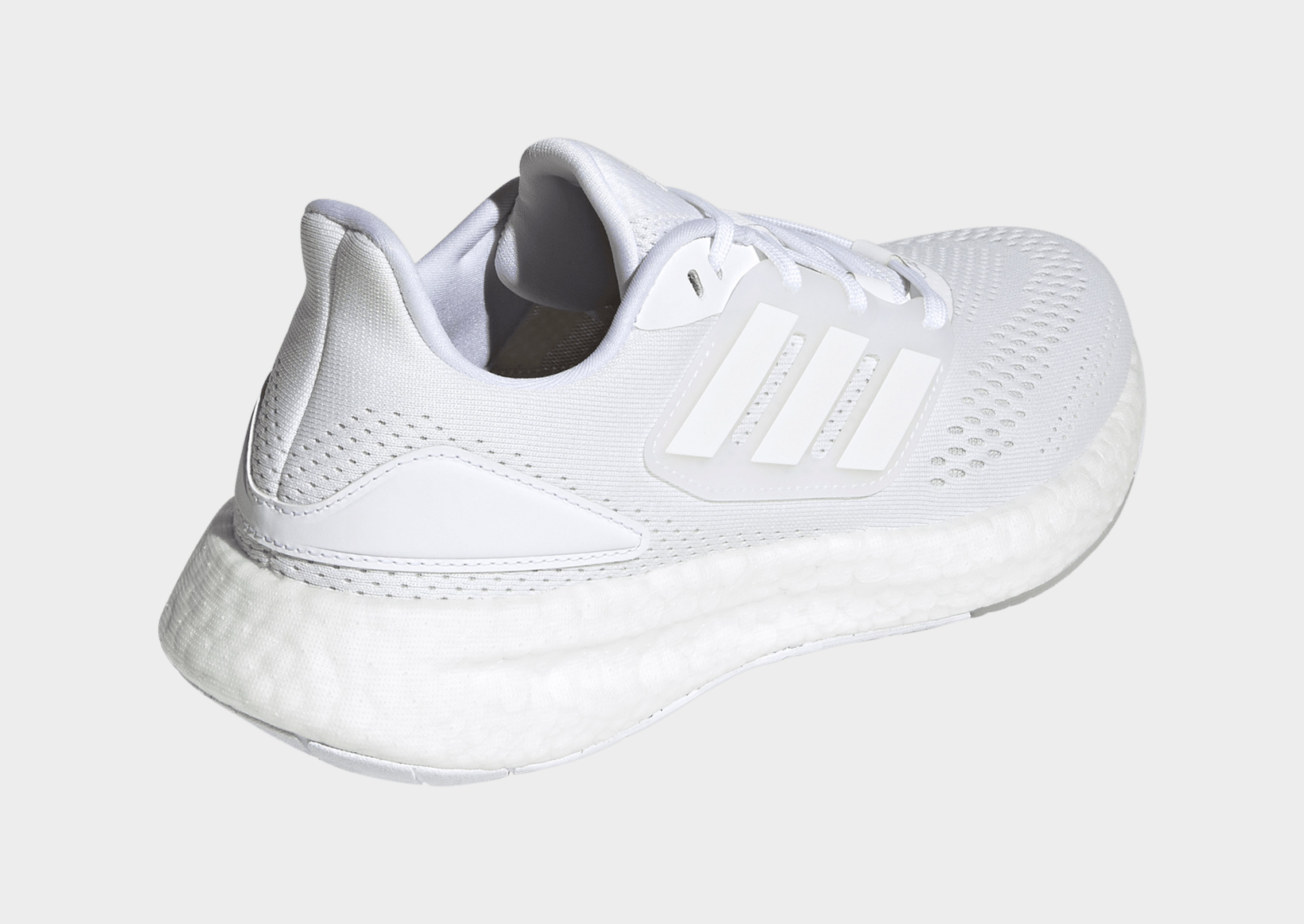 adidas Chaussure Pureboost 22