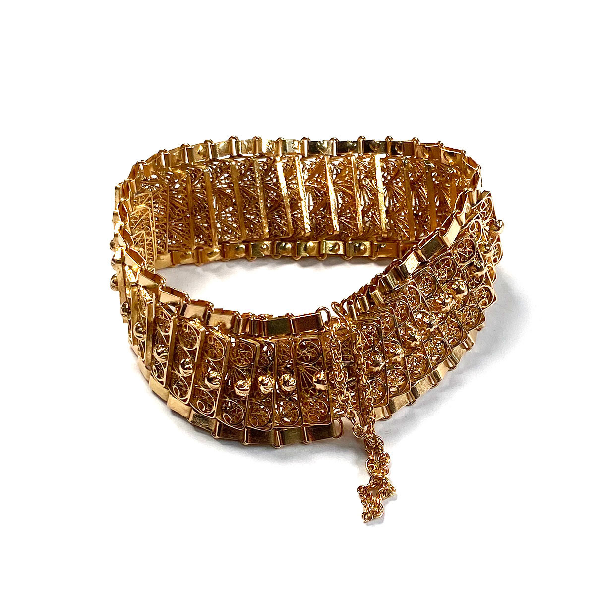 Bracelet d'occasion or 750 jaune style ancien motif fantaisie 19 cm