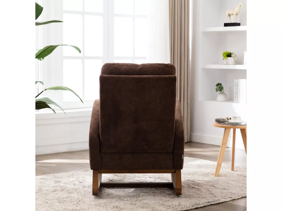 Chaise à bascule confortable pour salon