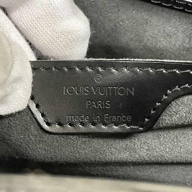 Louis Vuitton Vintage Louis Vuitton Papillon Black