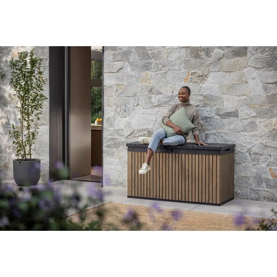 Keter Venetian Opbergbox - 570L - 142.5x65.3x78.2cm - Bruin