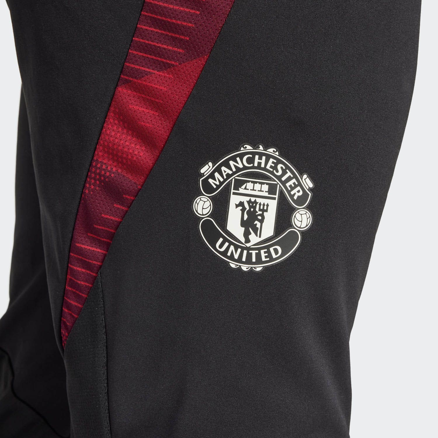 adidas  Manchester United Tiro Training Pants