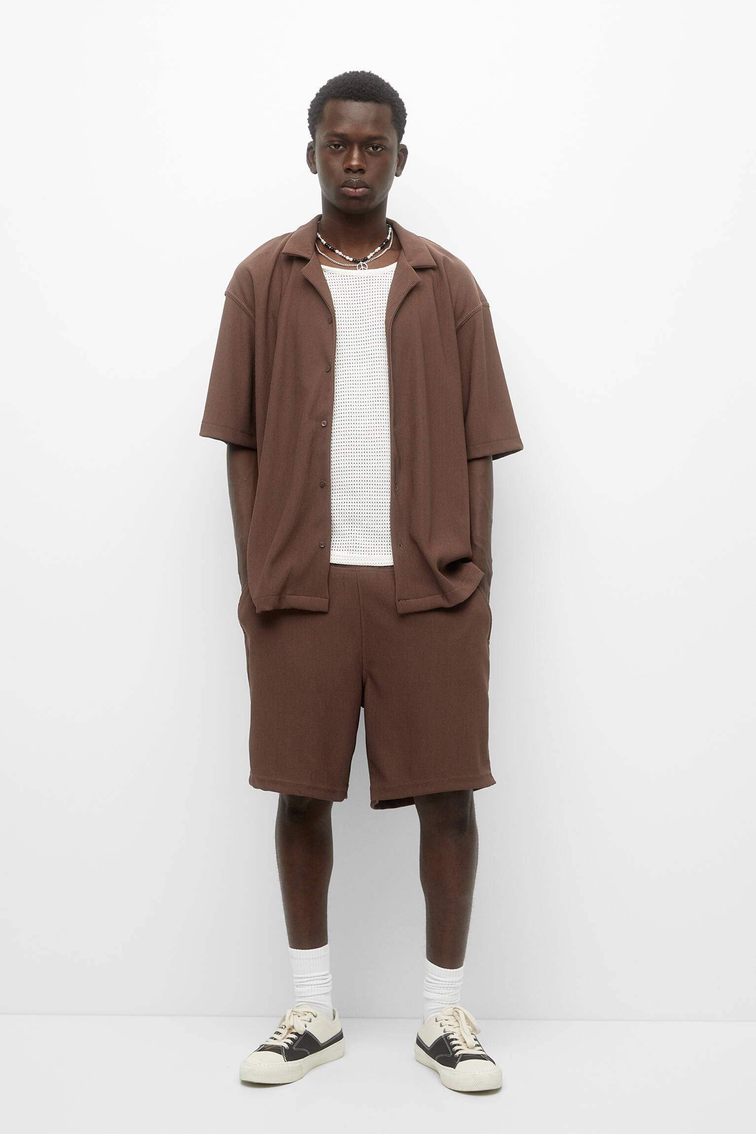 PUFE BERMUDA JOGGER - MARROM