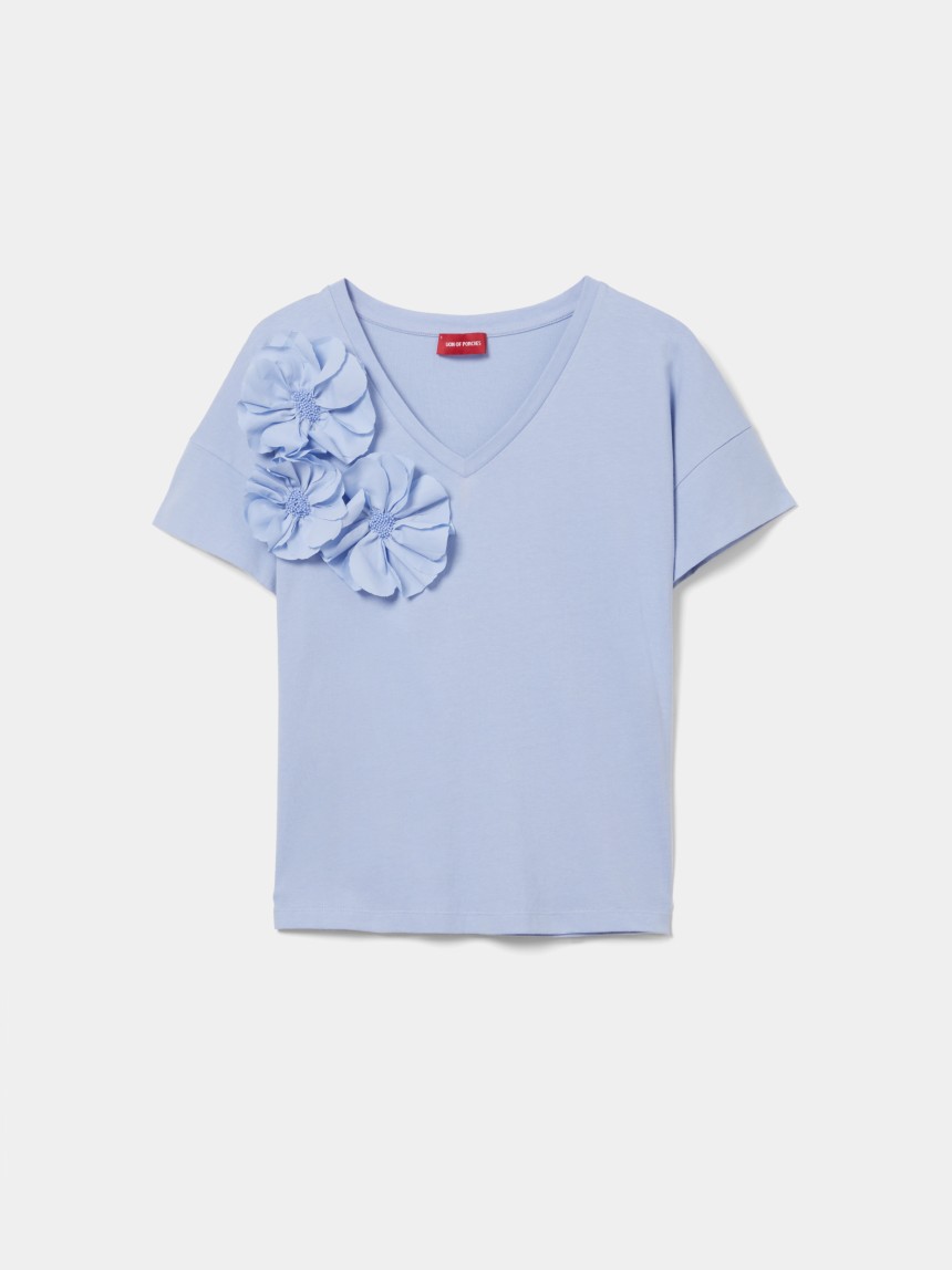 T-shirt com flores e detalhe de missangas
