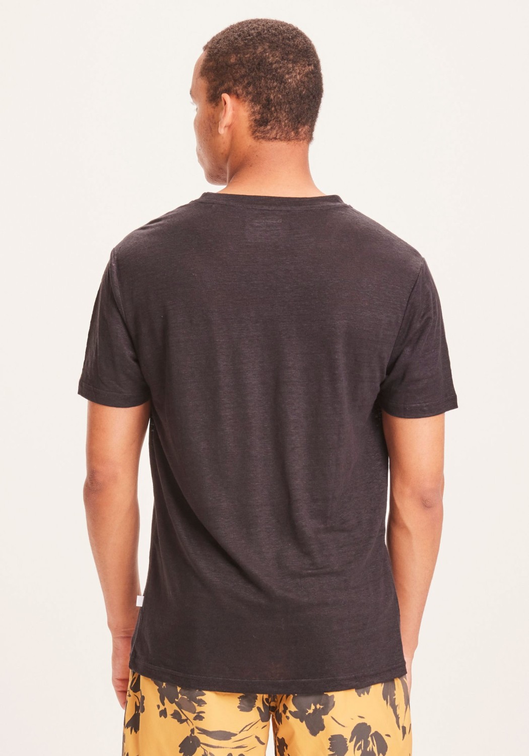 Knowledge Cotton Apparel Leinen-T-Shirt Alder Black Jet