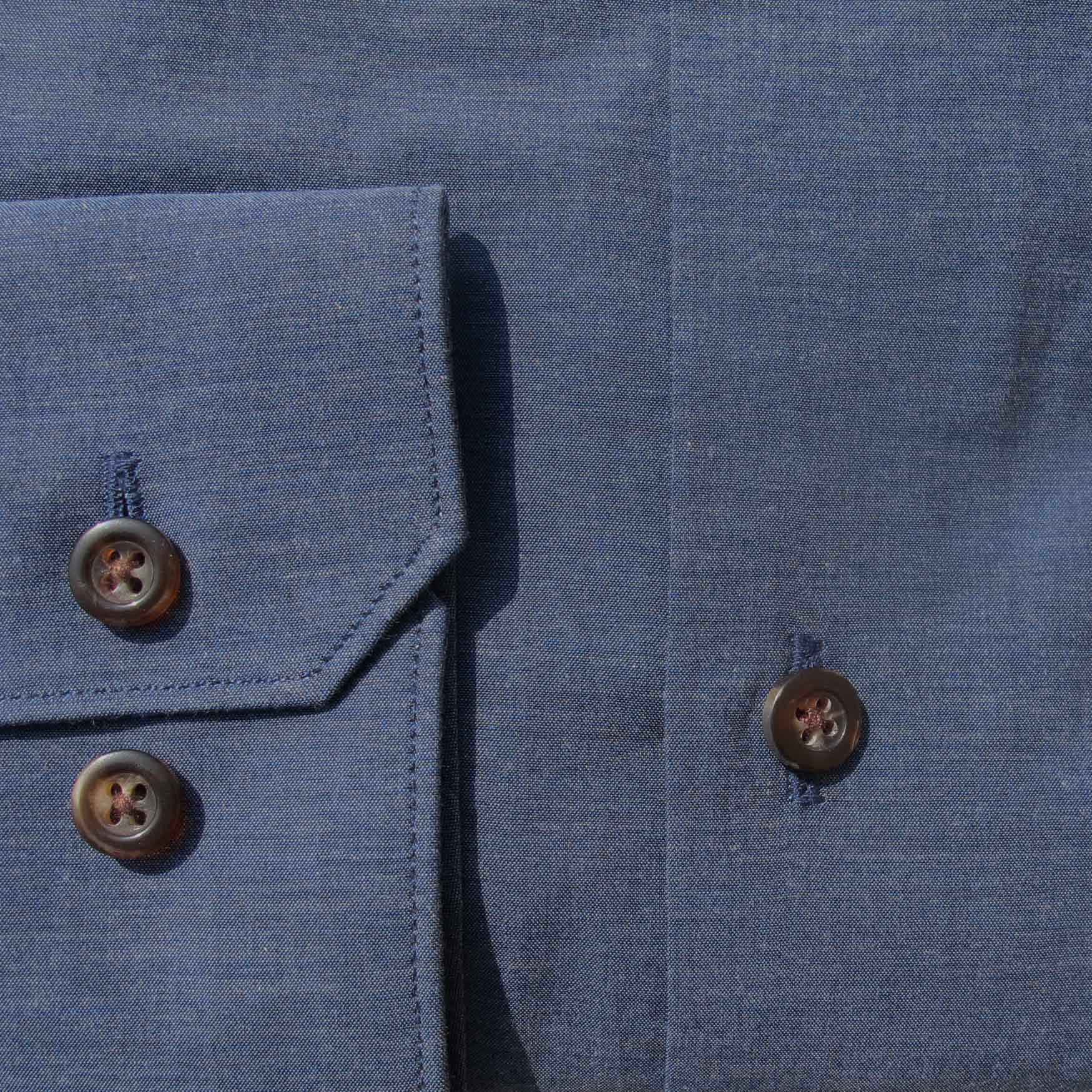 Chemise cintrée 100% coton chambray bleu foncé