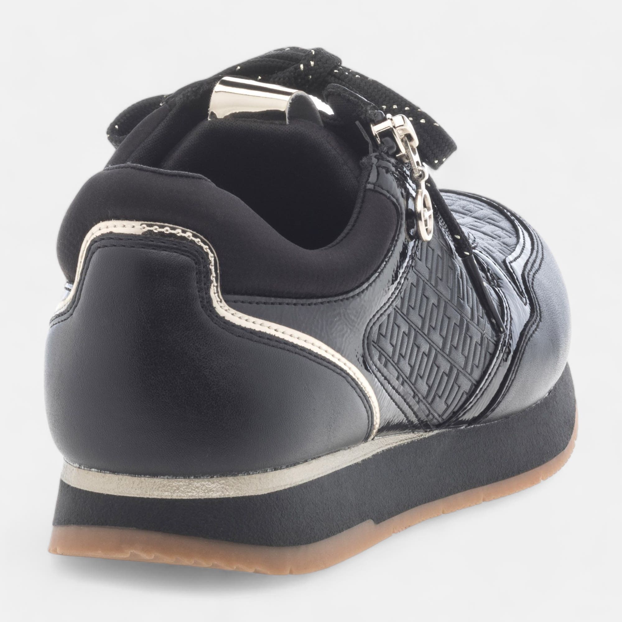Baskets basses Femme noir vernis