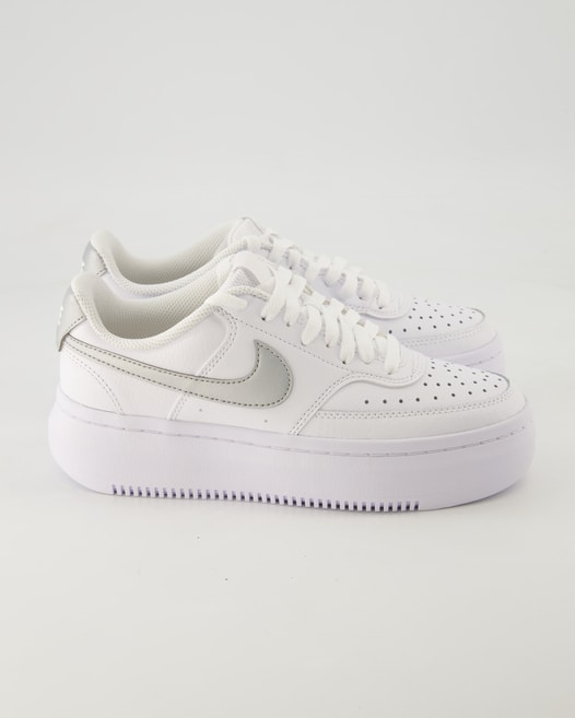 Nike COURT VISION ALTA LTR Sneaker in Weiß