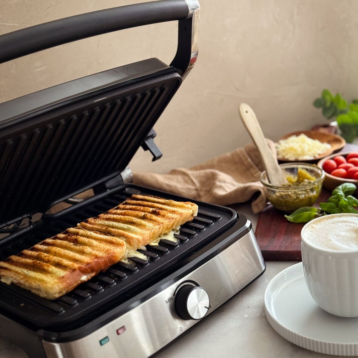 Panini- og toastgrill