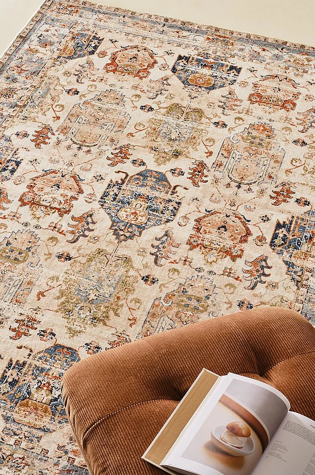 ADANA teppe med luv