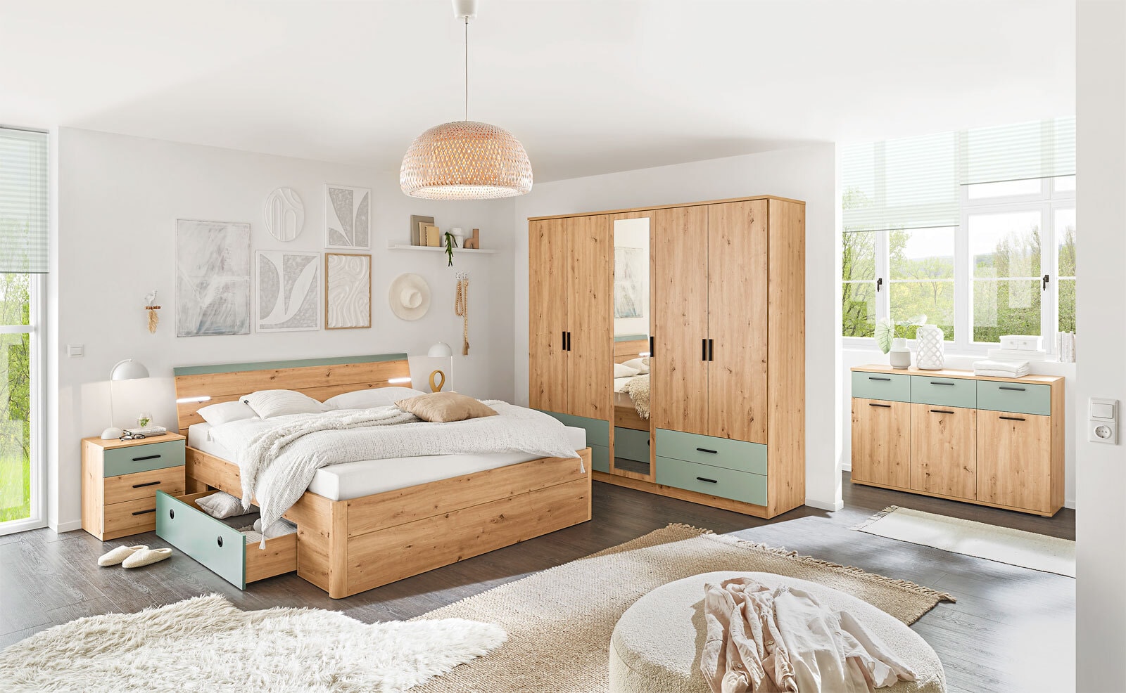 Schlafzimmer Kommode Savina 135 x 91 cm braun/ grün