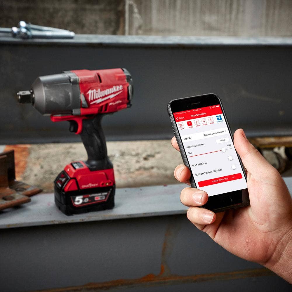 MILWAUKEE 18V FUEL™ ONE-KEY™ 3/4" 2x5.0Ah High Torque Impact Wrench Kit M18ONEFHIWF34-502C