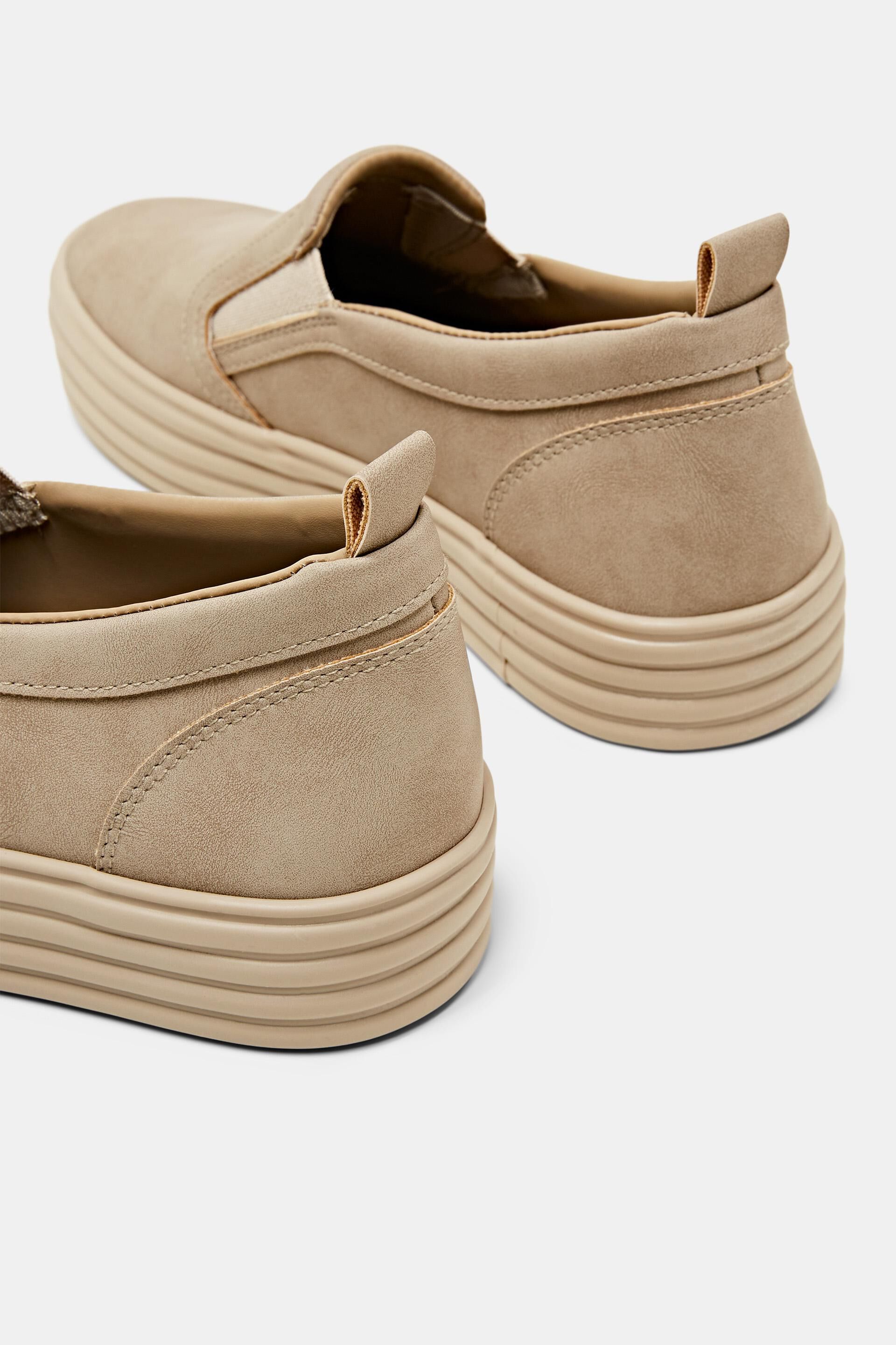 Sneakers à enfiler en similicuir dotées d’une semelle à plateau
