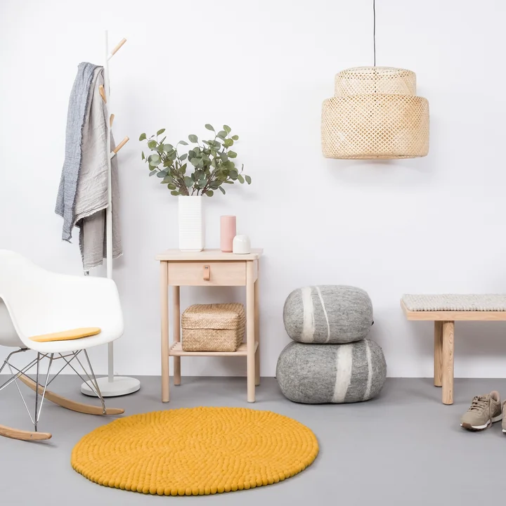myfelt - Klara Filzkugelteppich, Ø 90 cm, senfgelb
