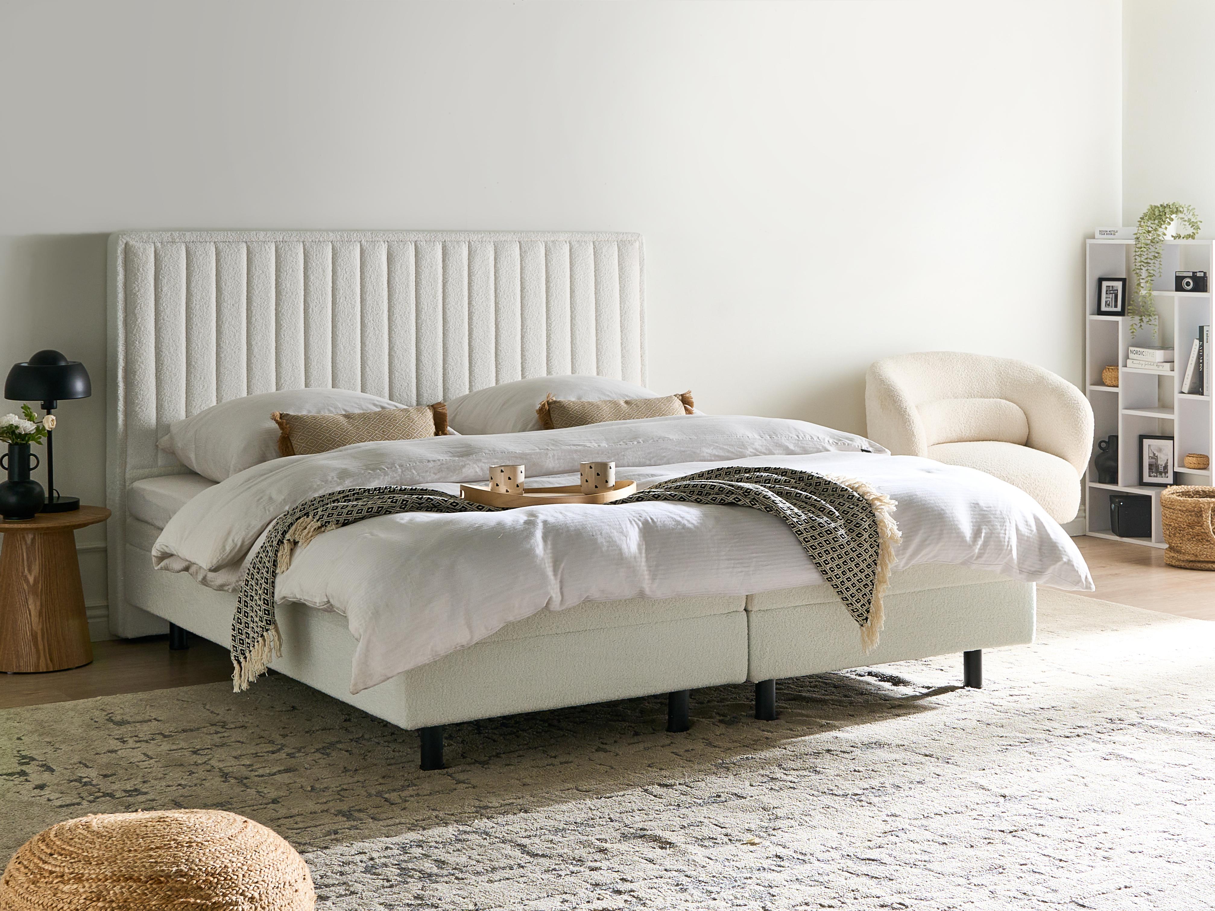 Verstelbaar bed Bouclé CASTELLAN 180 x 200 cm Gebroken wit