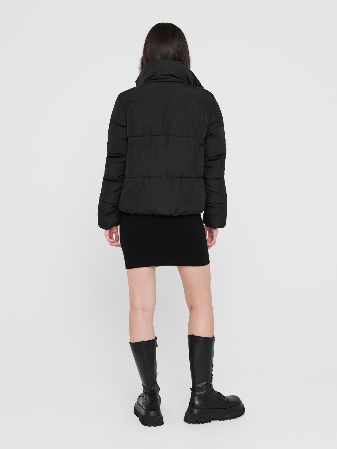 JDYNEWERICA Daunenjacke Black