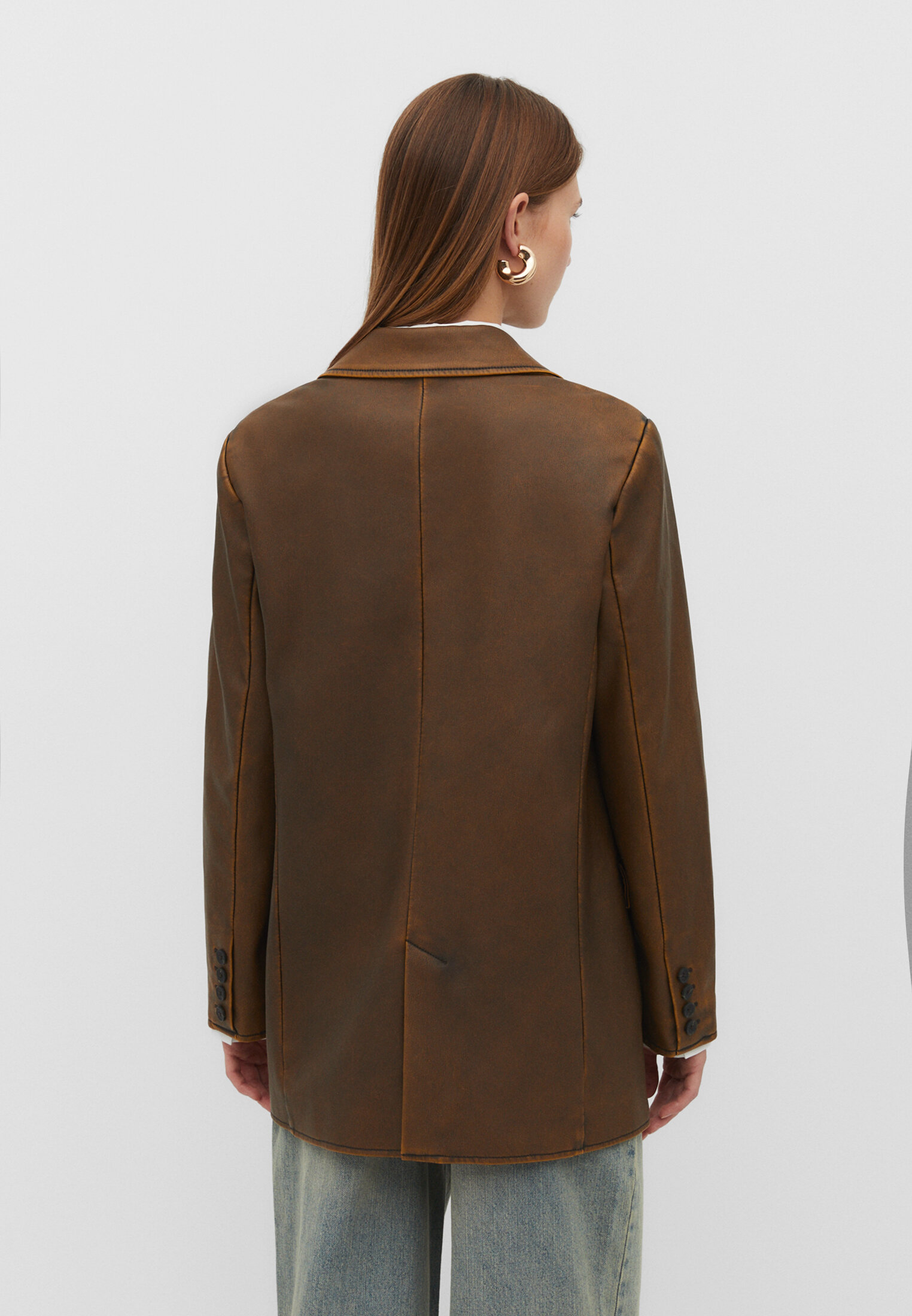 Blazer de couro sintético com efeito desgastado