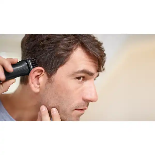 Multigroom Series 3000 All-in-One Trimmer MG3730 / 15