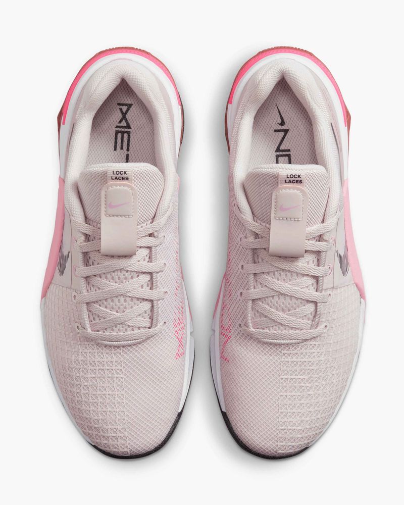 Chaussures de training Nike Metcon 8 Rose pour femme
