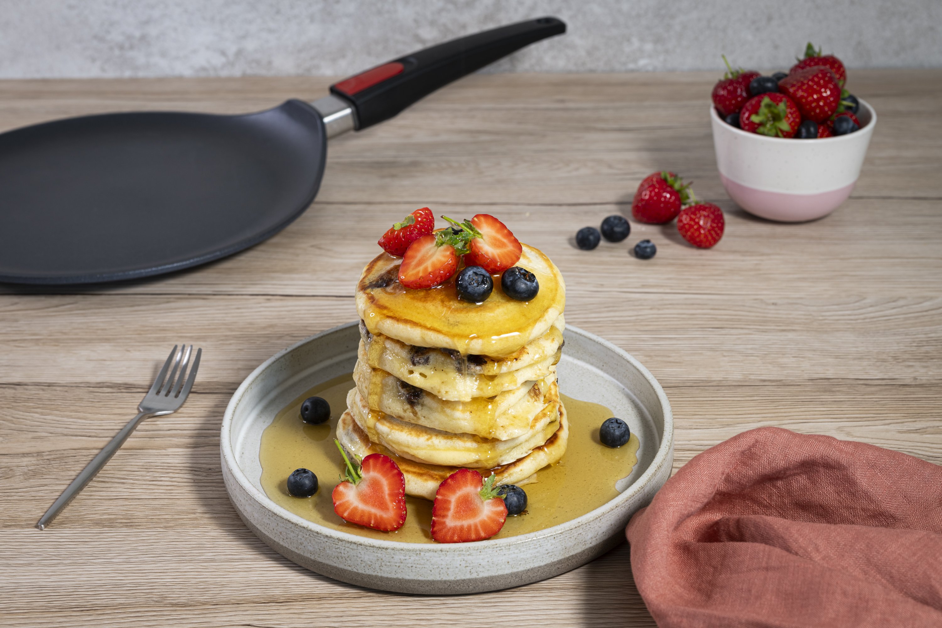 Diamond Lite Guss-Crêpepfanne mit abnehmbarem Stiel