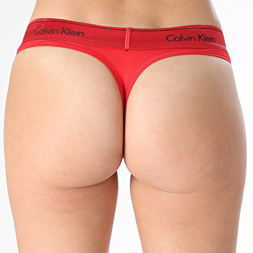 String Femme QF7449E Rouge