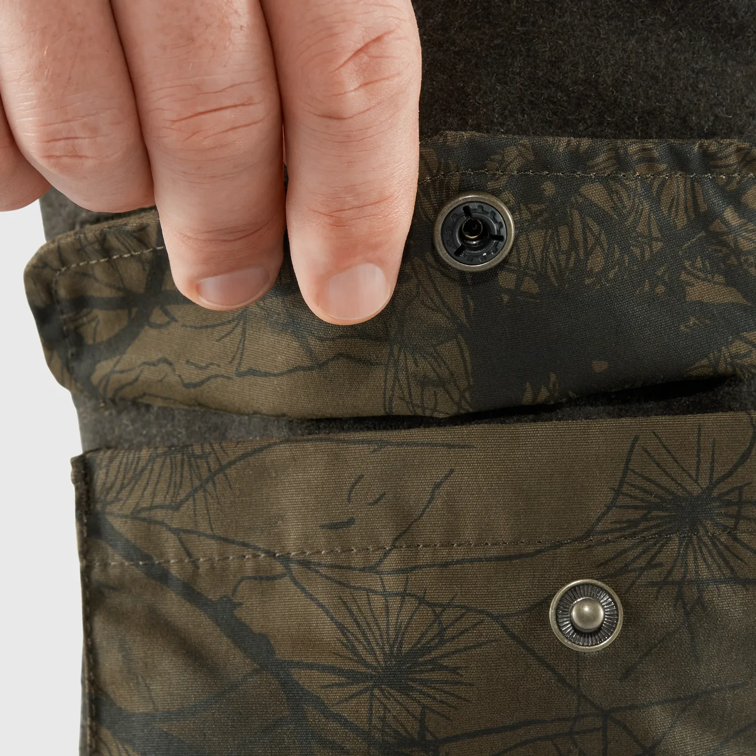Fjällräven Men's Värmland Wool Trousers Dark Olive/Dark Olive Camo