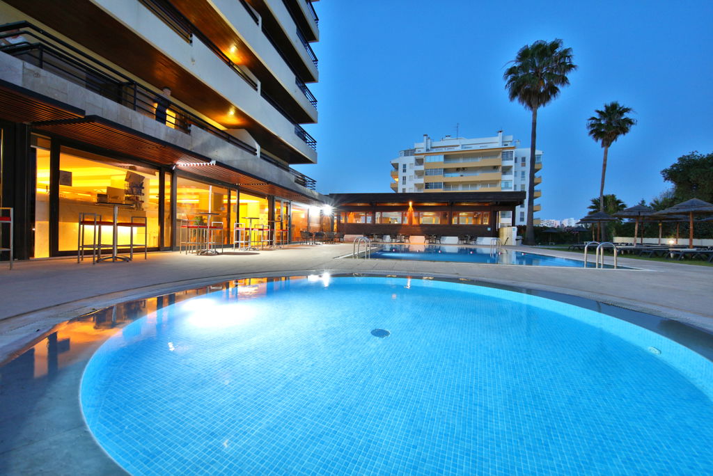 Fly & Go Interpass Vau Hotel & Apartments Logies en ontbijt - Hotel