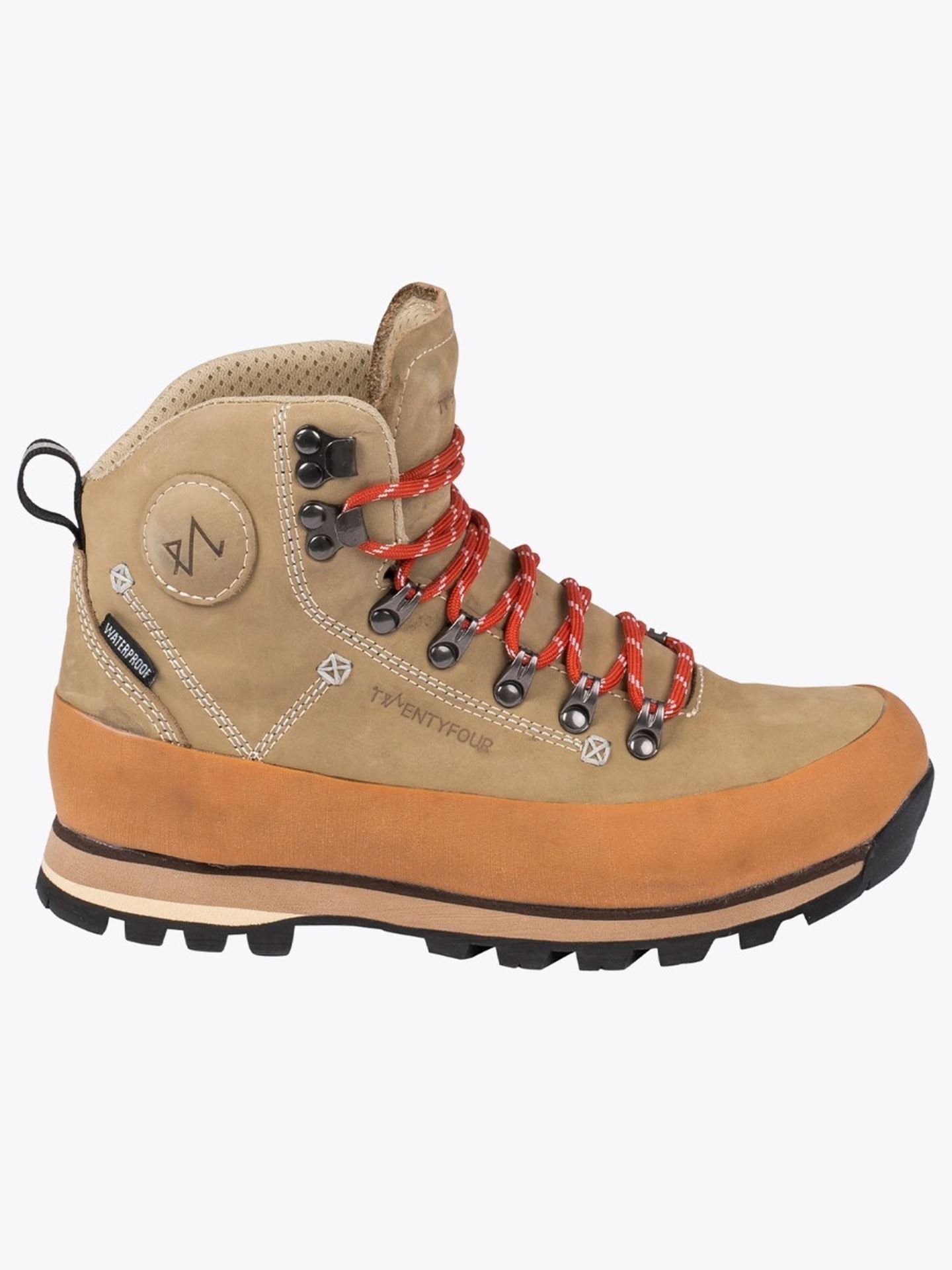 Finse Leather Boot
