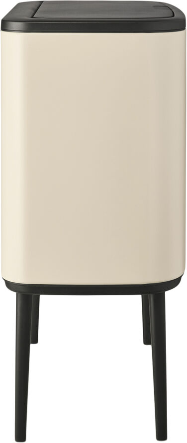 Brabantia Bo Touch Bin 3 x 11 ltr. Soft beige