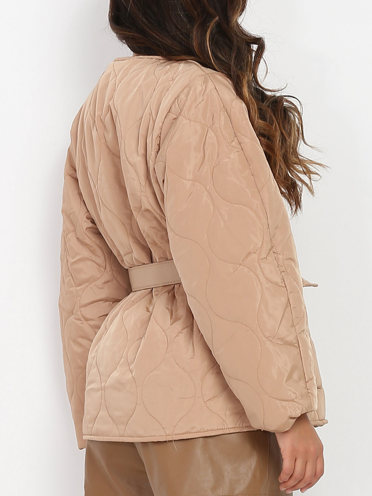 Veste matelassée ceinturée- Camel