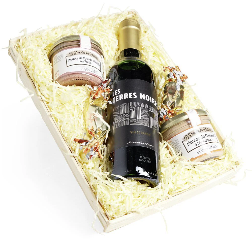 Panier gourmand 1 bouteille vin rouge/2 pâtés/2 papillotes chocolat