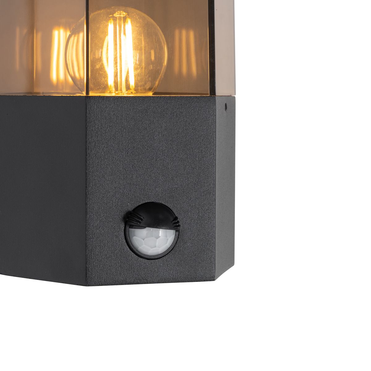 Buiten wandlamp zwart met smoke glas zeshoek en bewegingssensor - Denmark