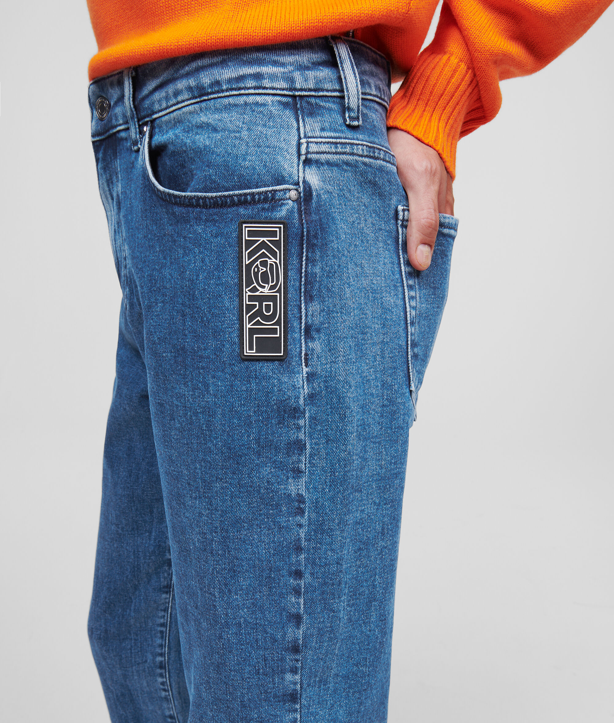 JEAN COUPE REGULAR KARL IKONIK