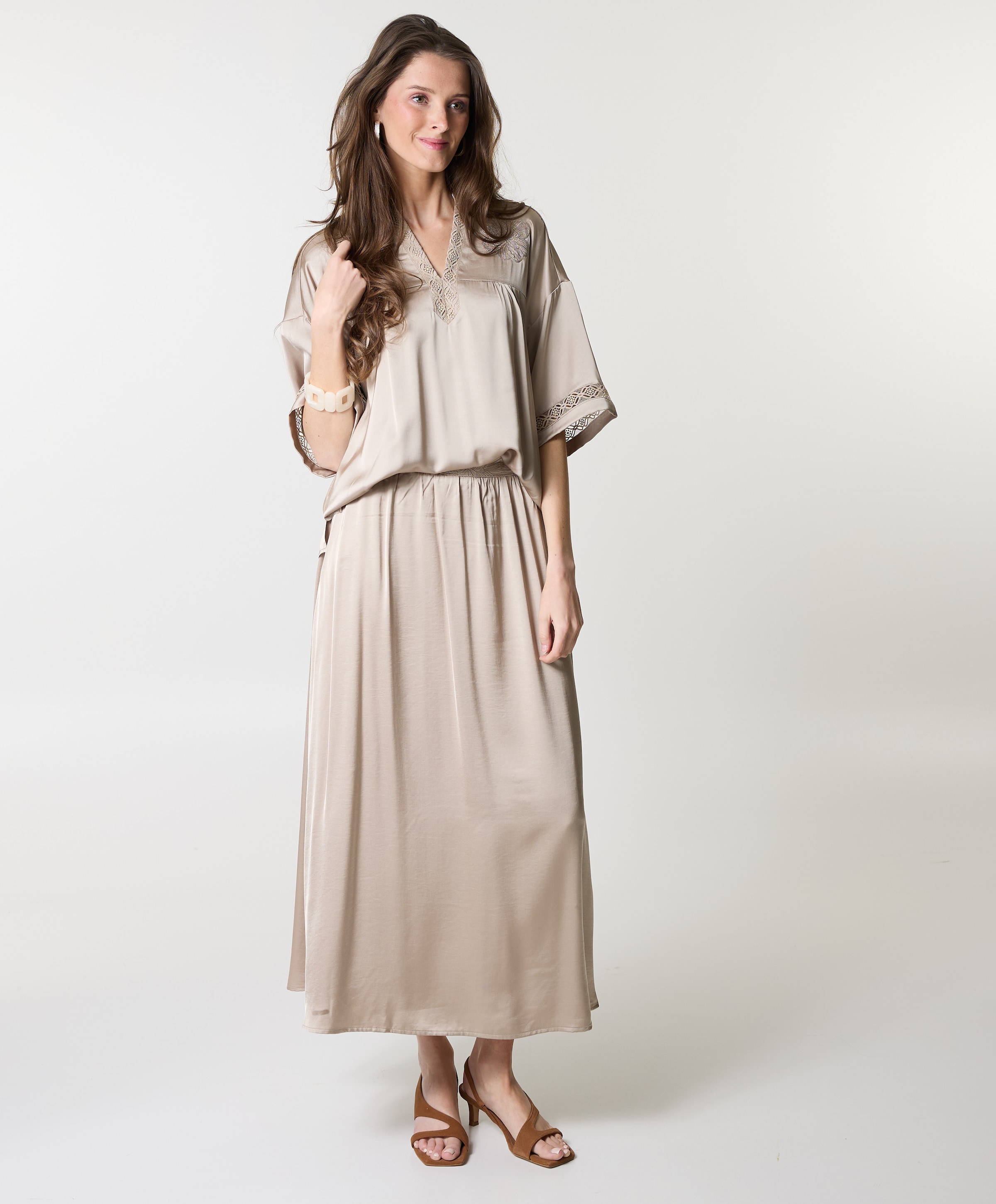 Nukus Dames top beige
