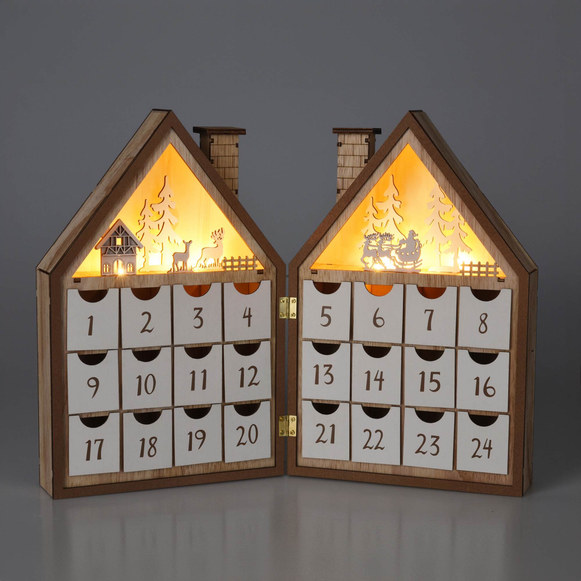 LED Adventskalender Holzhaus braun/weiss
