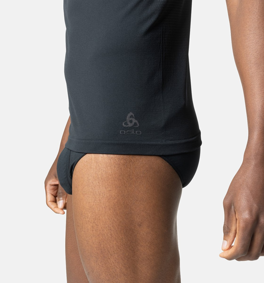 BL Top Crew Neck S/S Performance Light E